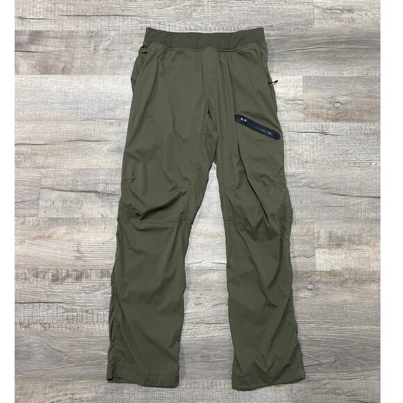Lululemon Wide Leg Cargo Pants Size 8 Green Pockets Casual Athleisure Yoga - Picture 1 of 9